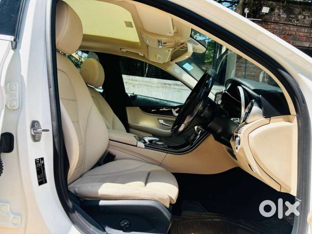 Mercedes-benz C-class [2014-2018] 2.0 C200 Avantgarde, 2017, Petrol