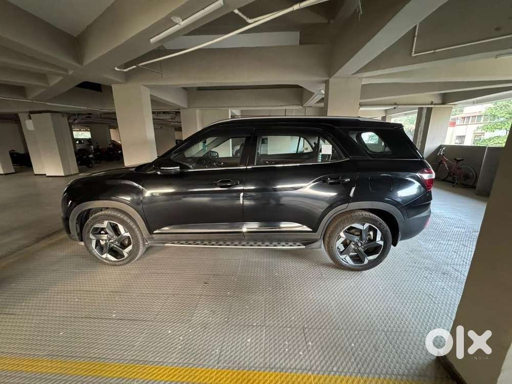 Hyundai Alcazar 2023 Petrol Well Maintained