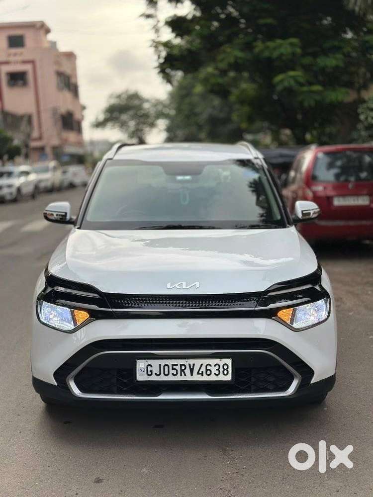 Kia Carens G1.5 6mt Gravity, 2023, Petrol