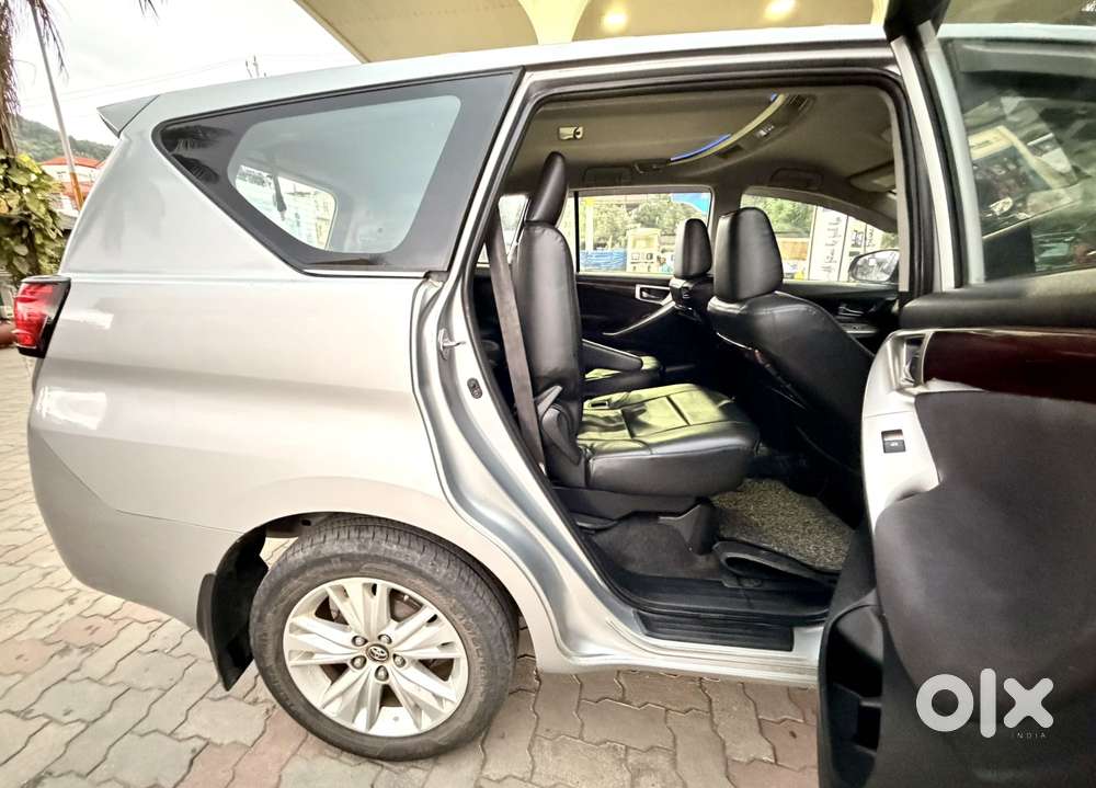 Toyota Innova Crysta 2.4 Zx Mt, 2017, Diesel