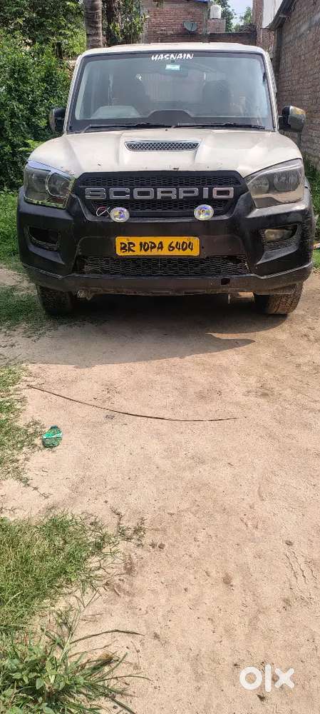 Mahindra Scorpio 2015
