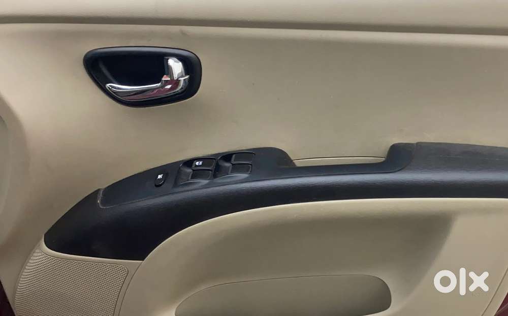 Hyundai I10 Sportz 1.1l, 2015, Petrol