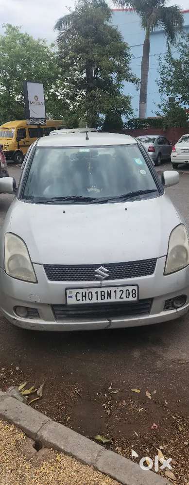 Maruti Suzuki Swift Zxi 2006 Petrol Plus Cng Rc Per Chadhi Hui