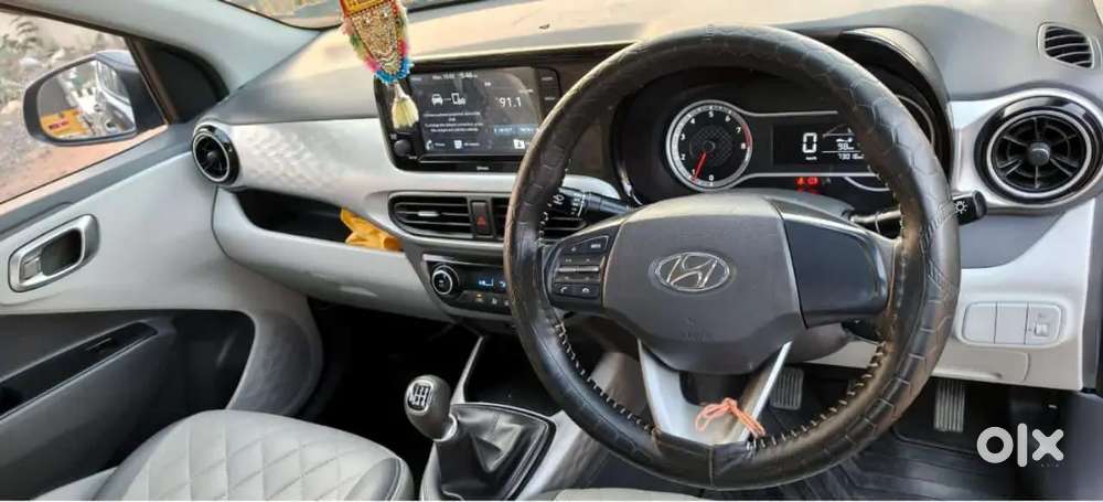 Fully Showroom Track