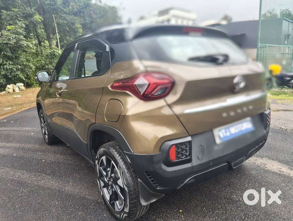 Tata Punch 1.2 Revotron Creative Amt Dual Tone, 2022, Petrol