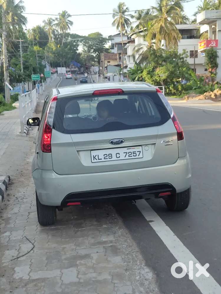 Ford Figo 2010-2011 Regsitration