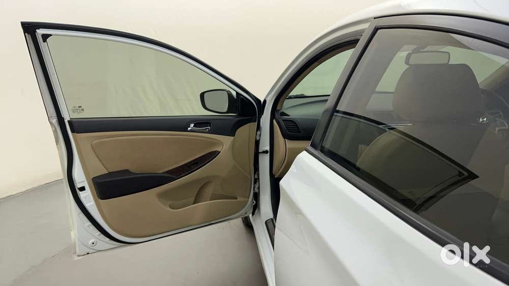 Hyundai Verna 1.6 Sx Vtvt (o) At, 2013, Petrol