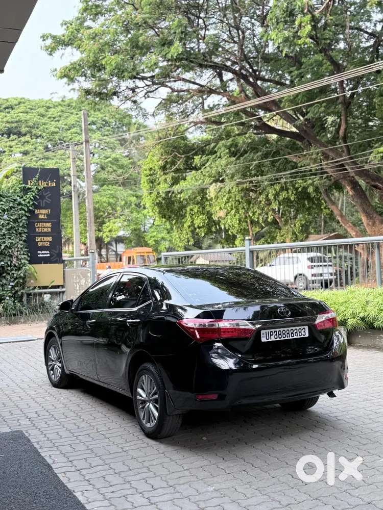 Toyota Corolla Altis 2015