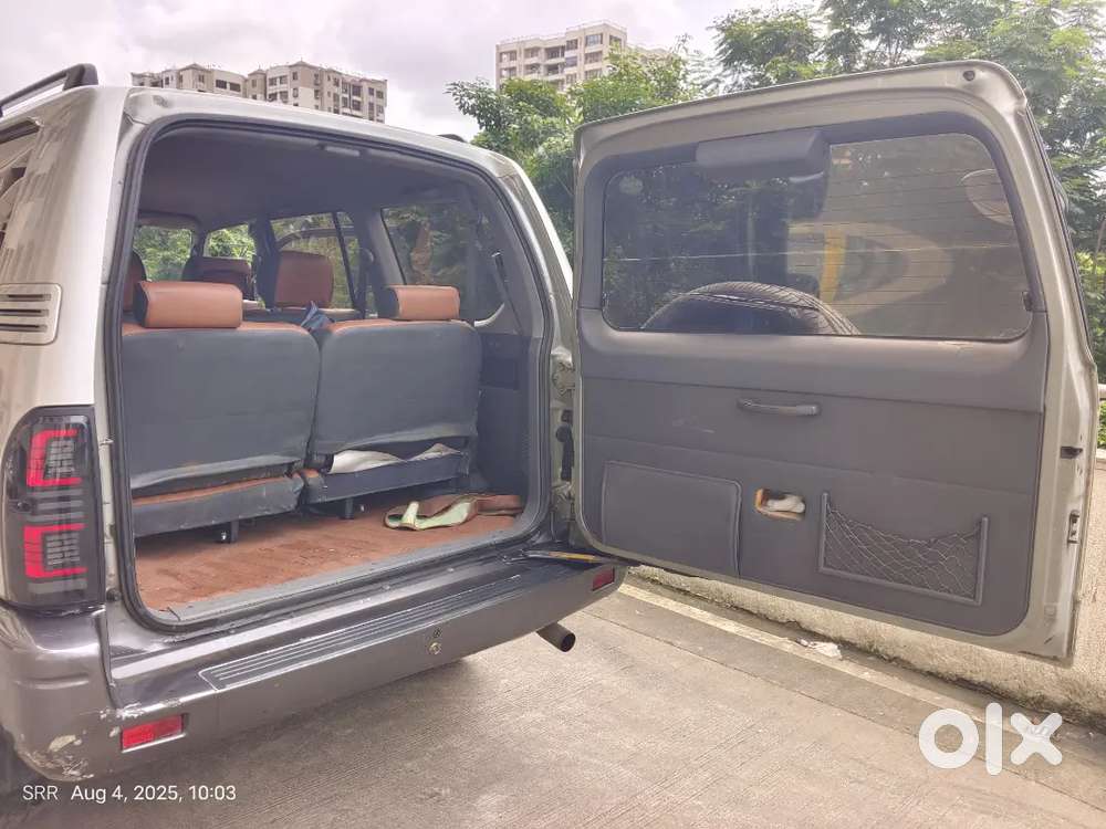 Toyota Land Cruiser Prado 2000 Petrol 85000 Km Driven