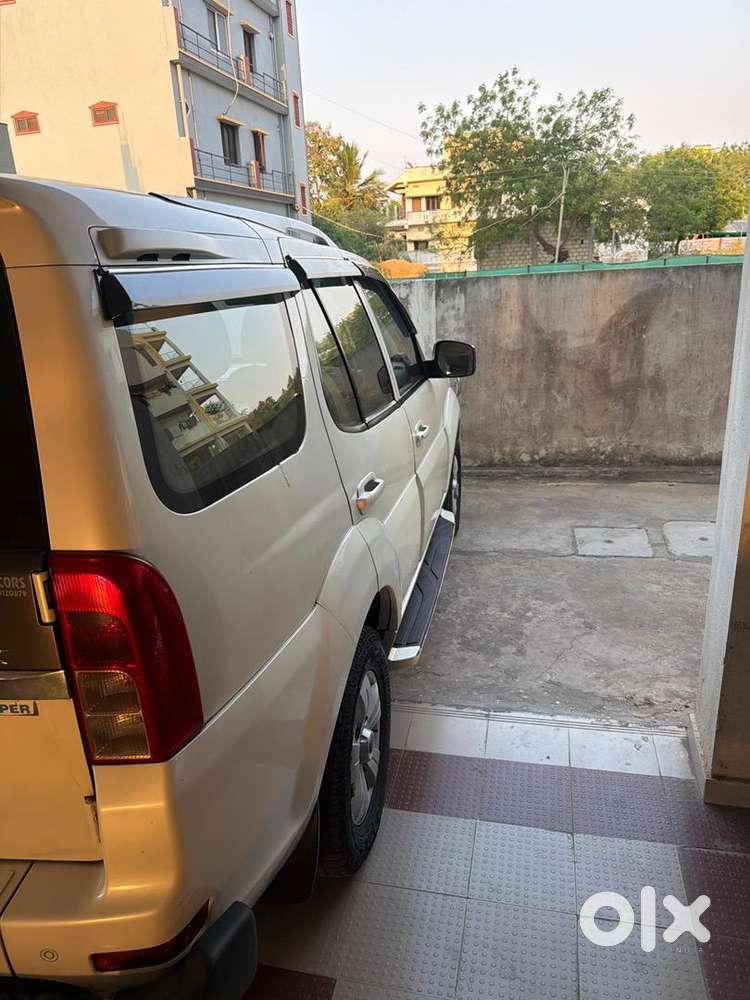Tata Safari Storme 2013 Diesel 113000 Km Driven