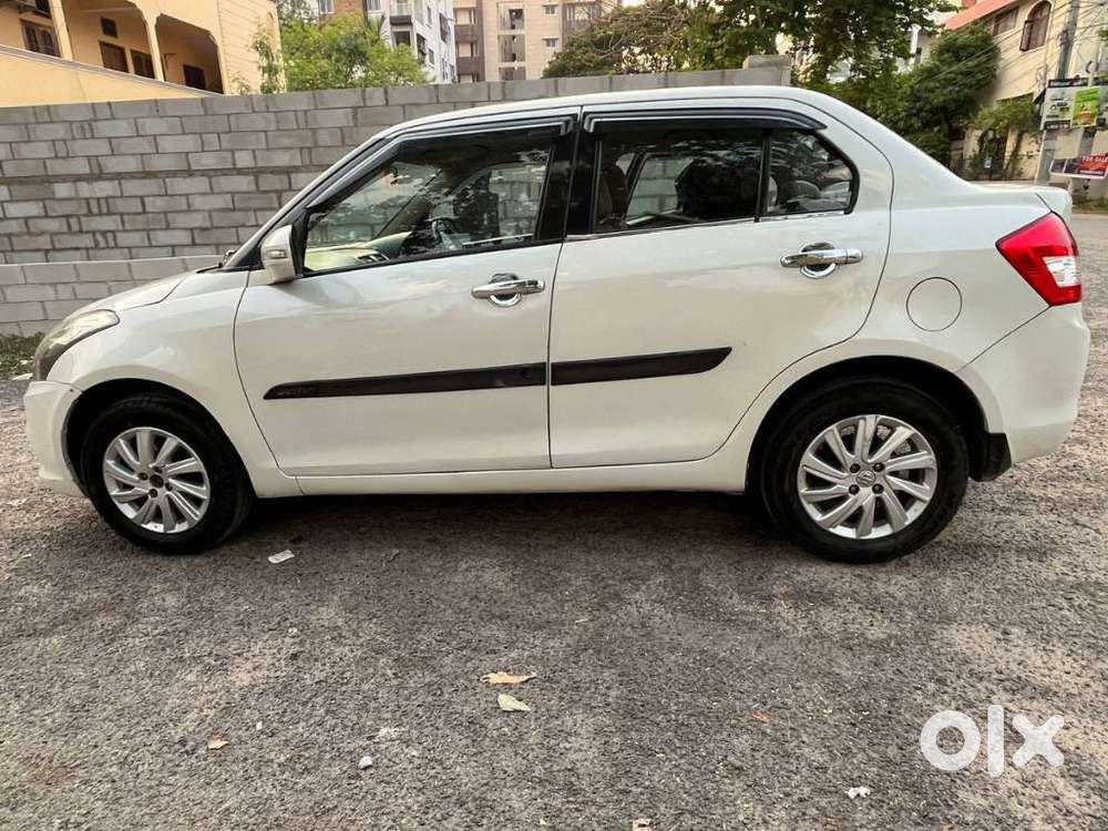 Maruti Suzuki Swift Dzire Zdi + Amt, 2016, Diesel