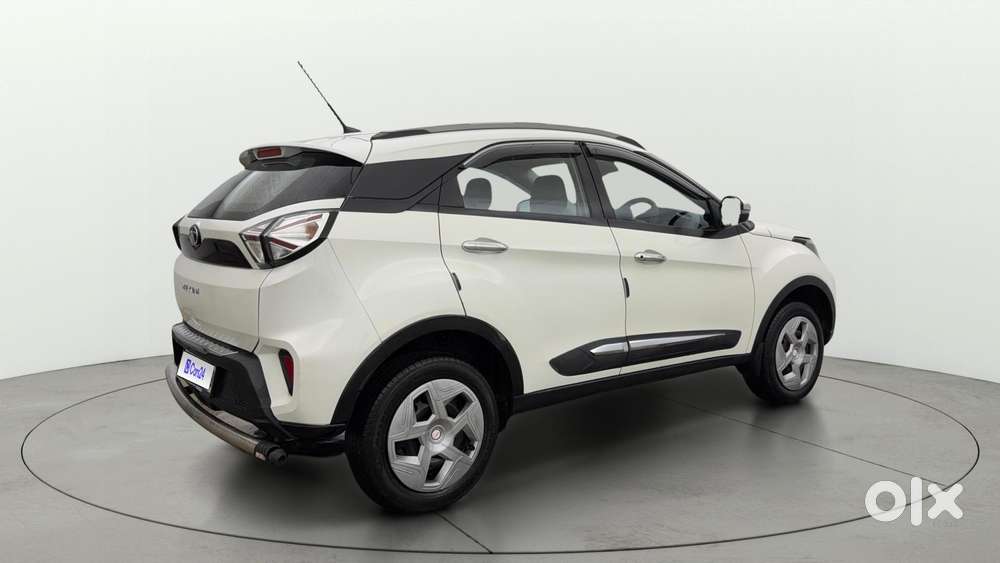 Tata Nexon 1.2 Revotron Xm (s), 2022, Petrol