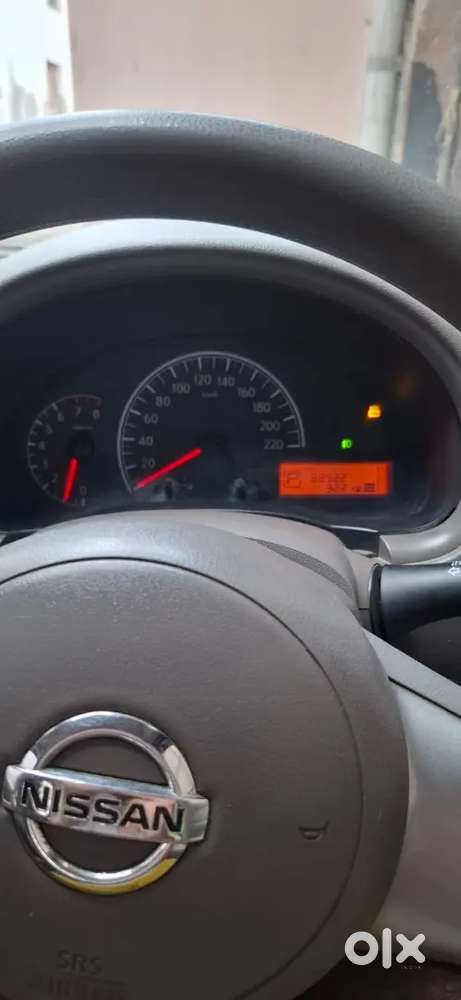 Nissan Sunny Petrol 2014