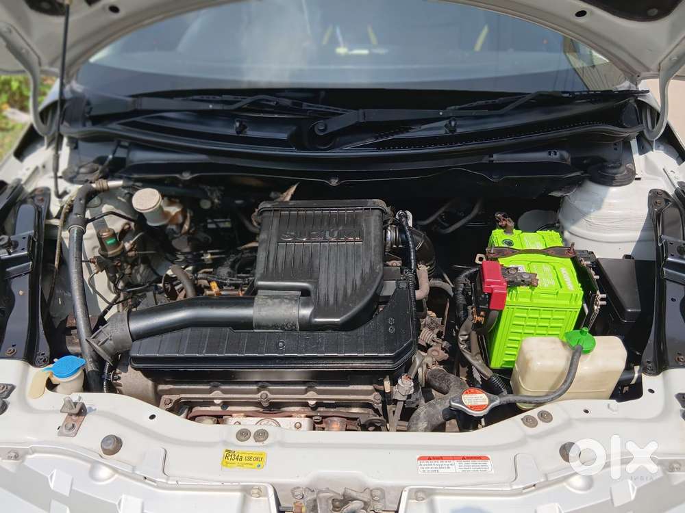 Maruti Suzuki Swift Vxi + Manual, 2013, Petrol