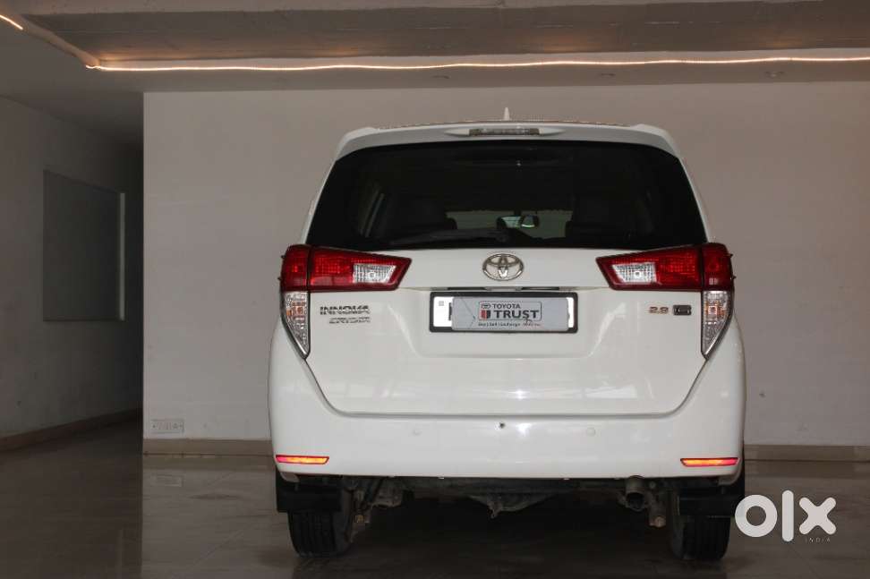 Toyota Innova Crysta 2.8 Gx At, 2017, Diesel