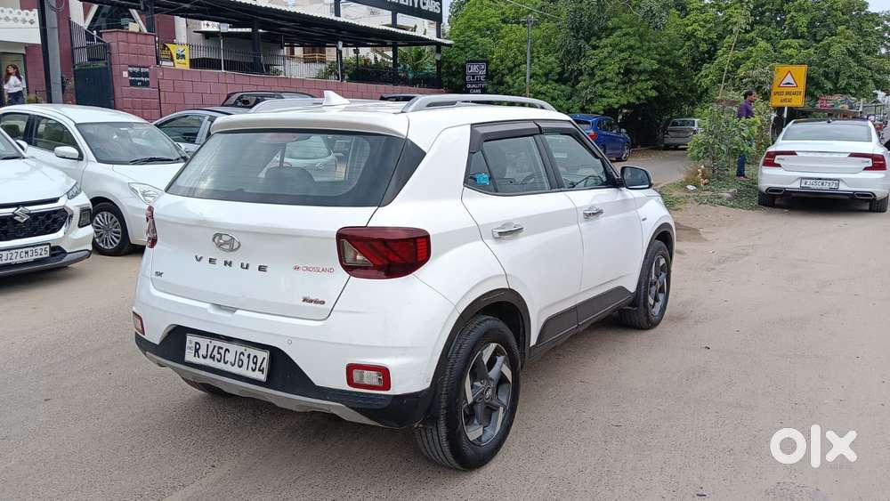 Hyundai Venue 1.0 Sx (o) Turbo Dct, 2019, Petrol