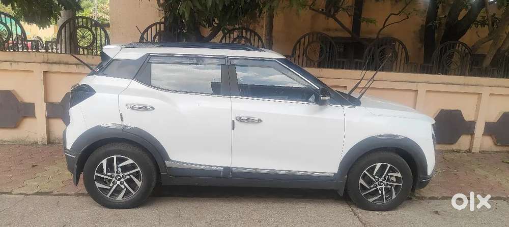Mahindra 3x0