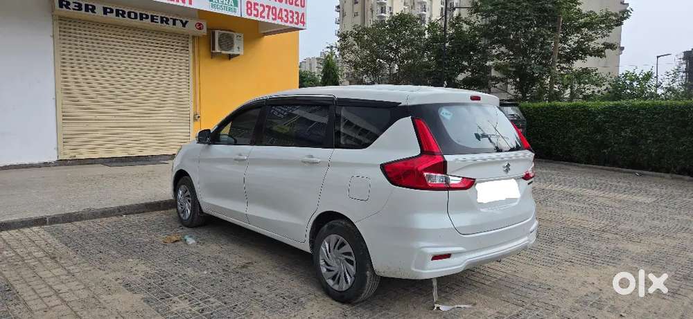 Ertiga Sept 2024 - Yellow No. Plate