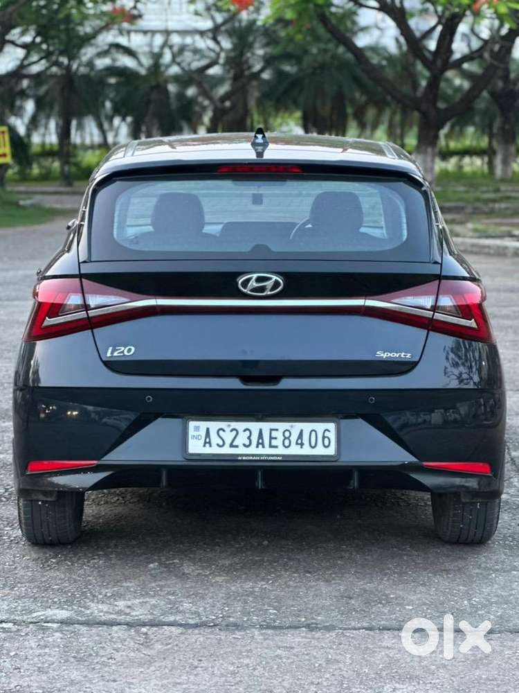 Hyundai I20 Sportz 2022 Petrol  16,000 Km  Like New Condition