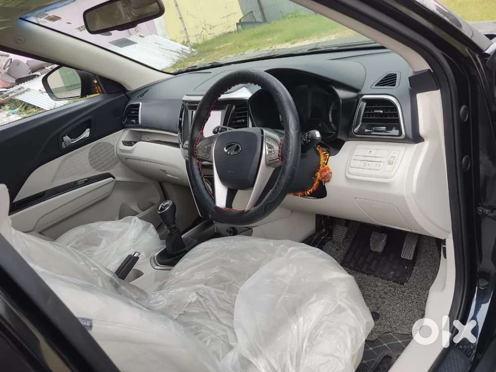 Mahindra Xuv300 W8 Option, 2022, Petrol