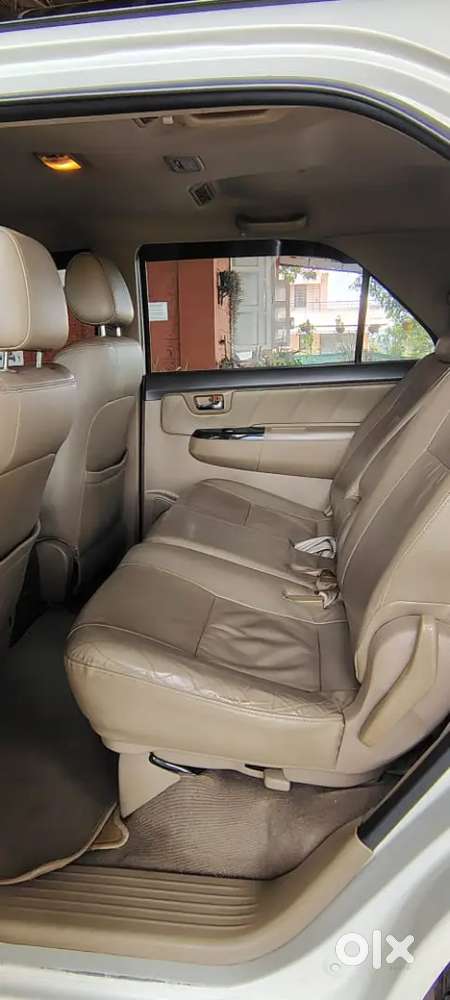 Toyota Fortuner 2013