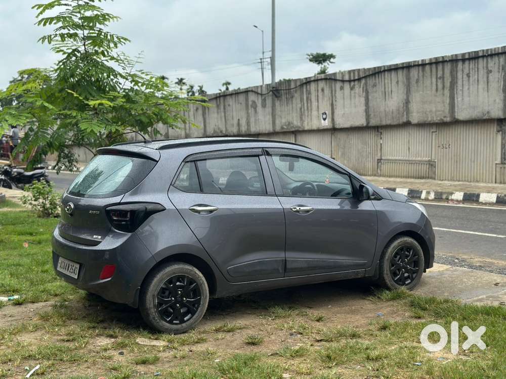 Hyundai Grand I10 Petrol Manual 2015
