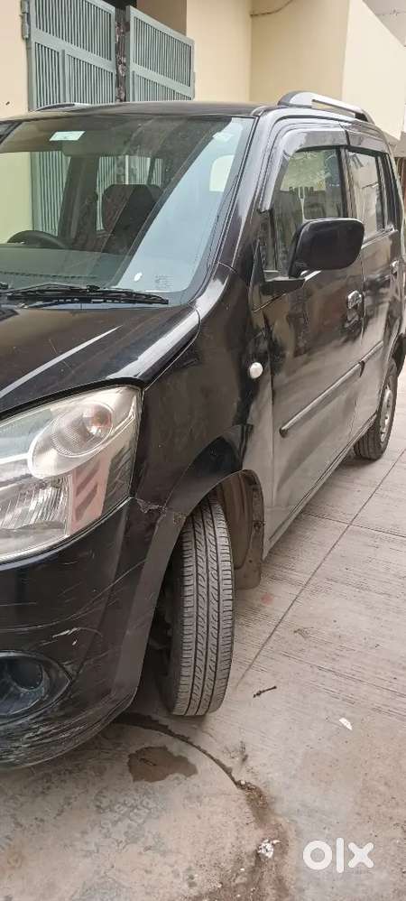 Maruti Suzuki Wagon R 2013 Petrol Well Maintained