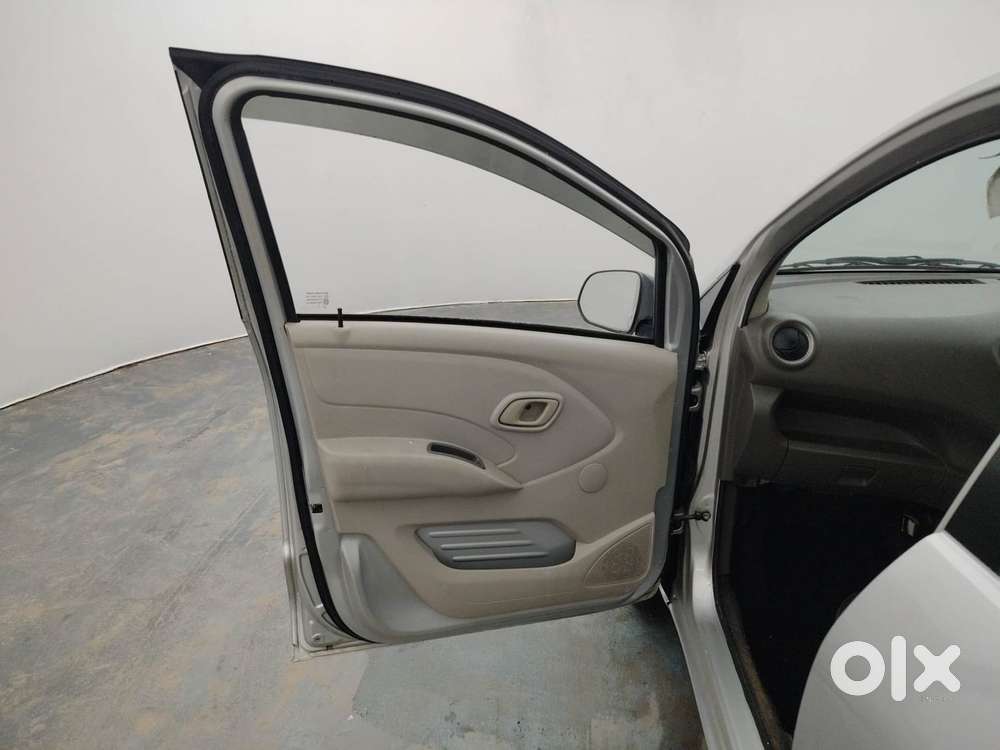 Datsun Redigo T Option, 2016, Petrol