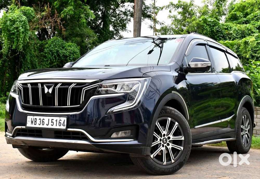 Mahindra Xuv700 2.0 Ax 7 Petrol Mt Str, 2022, Petrol