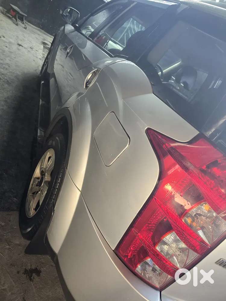 Mahindra Xuv500 2013 Diesel 82000 Km Driven