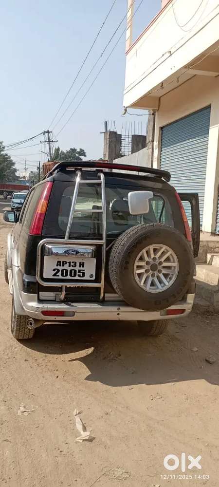 Ford Endeavour 2004 Manual Diesel