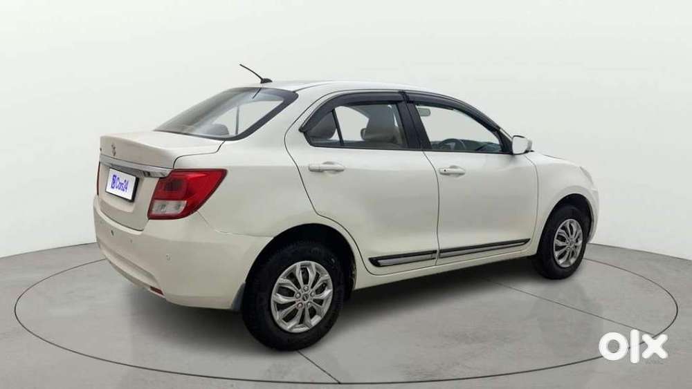 Maruti Suzuki Dzire 1.2 Zxi, 2023, Petrol