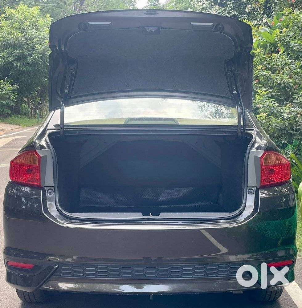 Honda City 1.5 V 4th Gen I-vtec Mt, 2018
