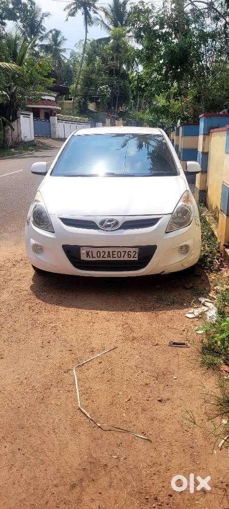 Hyundai I20 Magna 1.2 Mt, 2010, Petrol
