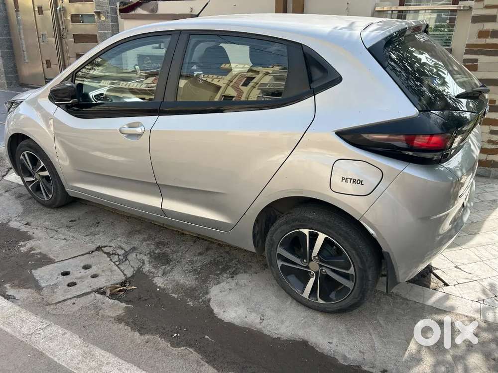 Tata Altroz Xz Petrol Top Model