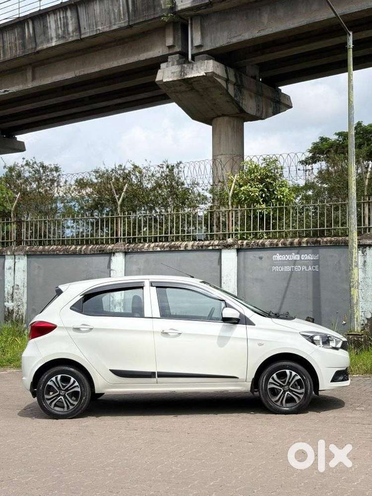 Tata Tiago 1.2 Revotron Xz, 2020, Petrol