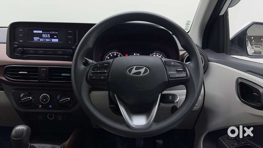 Hyundai Aura [2023-ongoing] 1.2 S Petrol Manual, 2025, Petrol