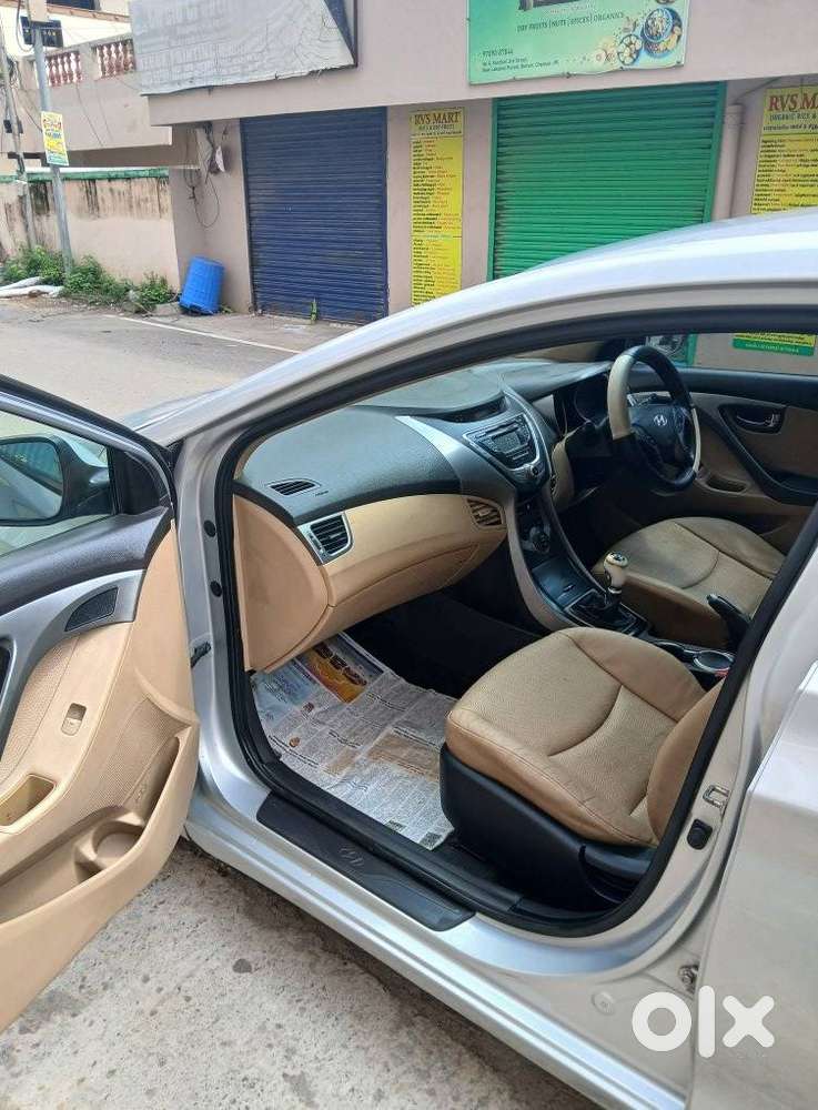 Hyundai Elantra 1.8 Sx Mt, 2013, Petrol