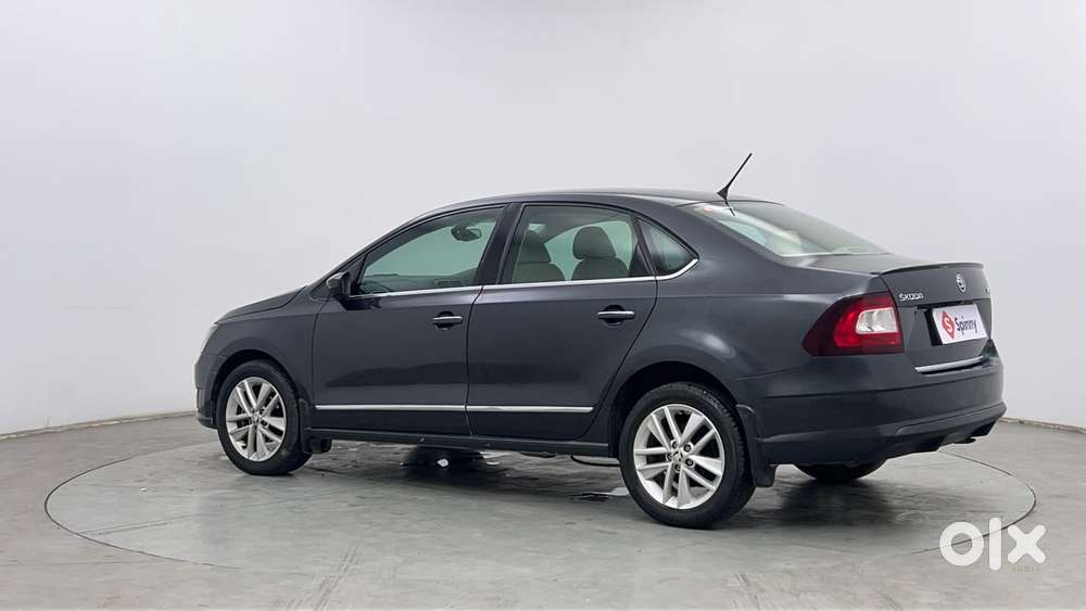 Skoda Rapid 1.0 Style At, 2020, Petrol