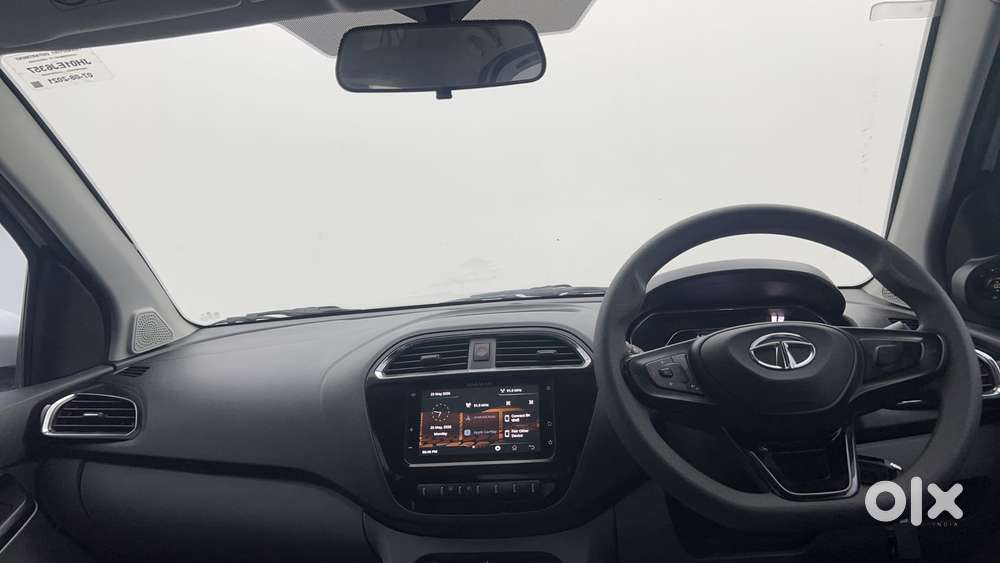 Tata Tiago Xza, 2021, Petrol