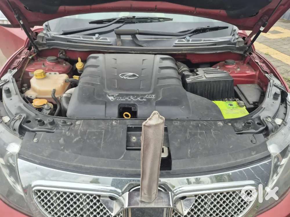 Mahindra Xuv500 W10 2016  Diesel 142000 Km Driven