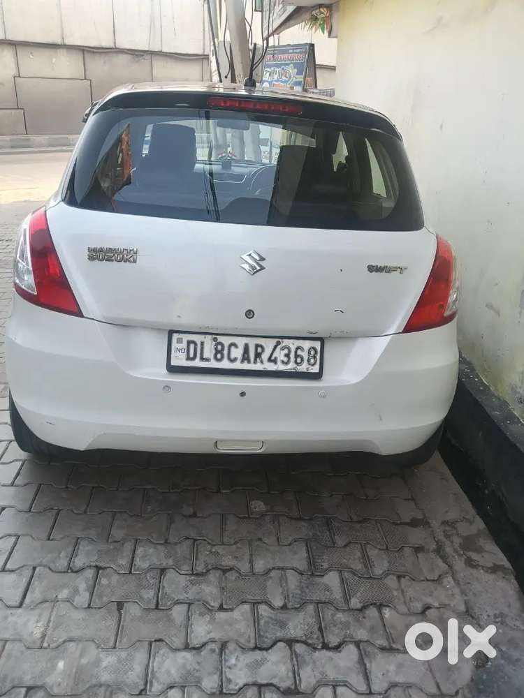 Maruti Suzuki Swift 2017 Cng & Hybrids 78000 Km Driven