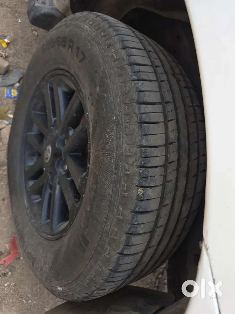 Toyota Fortuner. Good Condition For Sale.