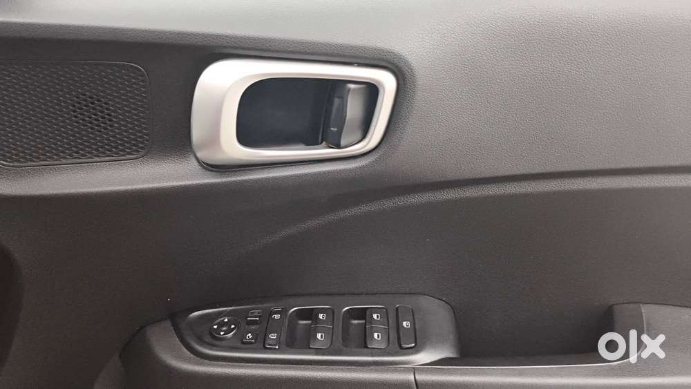 Hyundai Venue 1.2 S Plus, 2021, Petrol