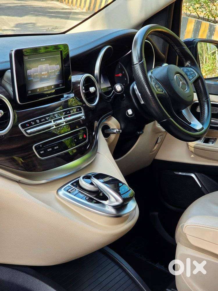 Mercedes-benz V-class 2.1 220 Expression Diesel At, 2020, Diesel