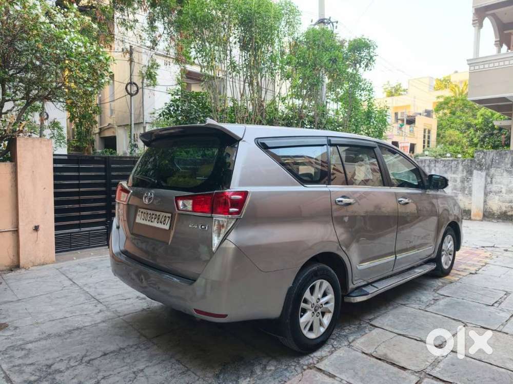 Toyota Innova Crysta 2.4 G Mt, 2017, Diesel