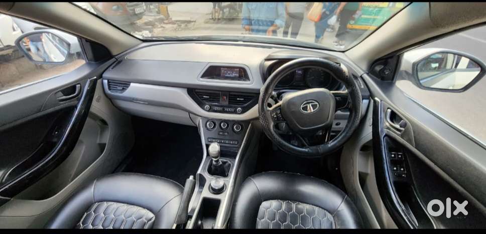 Tata Nexon 1.2 Revotron Xm, 2018, Diesel