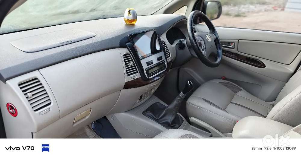 Toyota Innova 2013 Diesel 248555 Km Driven