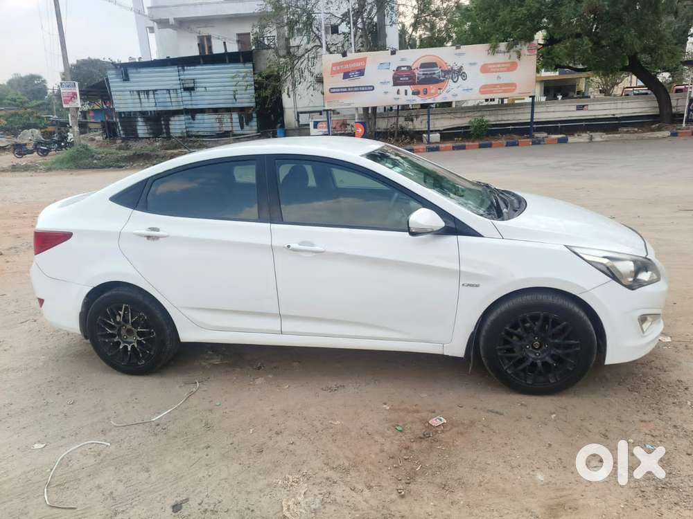 Hyundai Verna 2015-2016 1.6 Vtvt S, 2015, Diesel