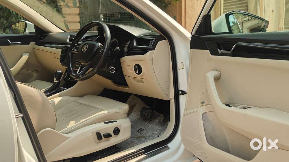 Skoda Superb Lk 1.8 Tsi At, 2017, Petrol